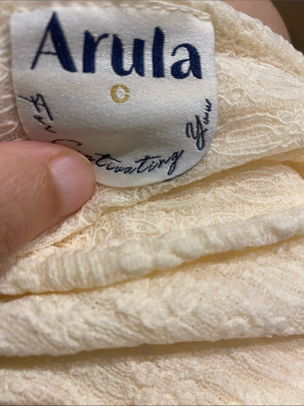Arula Laura Lace Floral Crop Tee Ivory NWT 3X - Picture 2 of 5